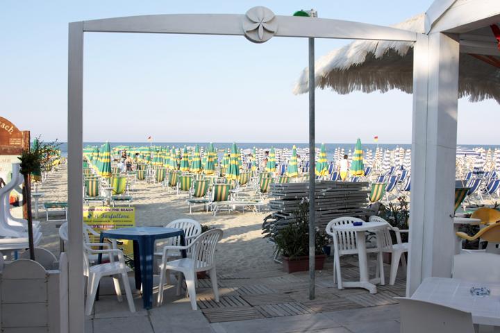 Hotel Mocambo Piscina E Spiaggia San Benedetto del Tronto Exterior foto